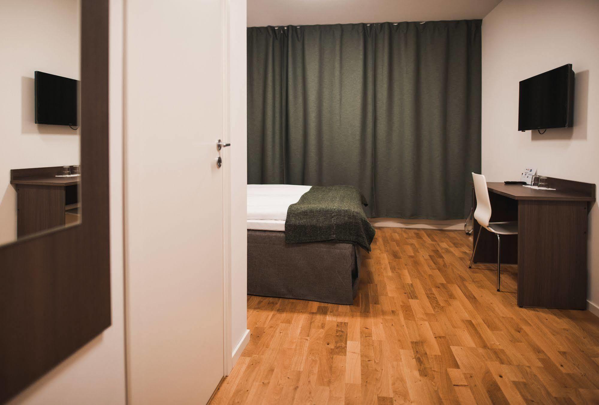Stay Xtra Hotel Kista Ville de Ville de Stockholm Extérieur photo